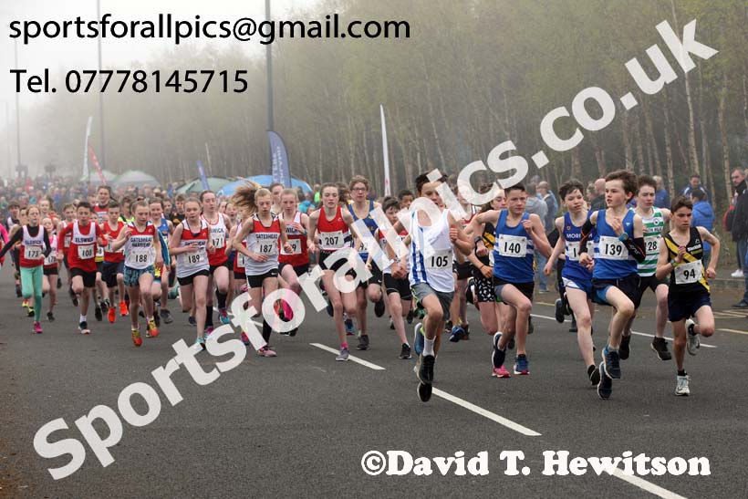 Boys and girls under-13s road race, 2019 Elswick Harirers Good Friday Road Relay, Newburn, Newcastle. Photo:  David T. Hewitson/Sports for All Pics